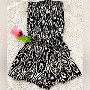 Geometric pattern romper!